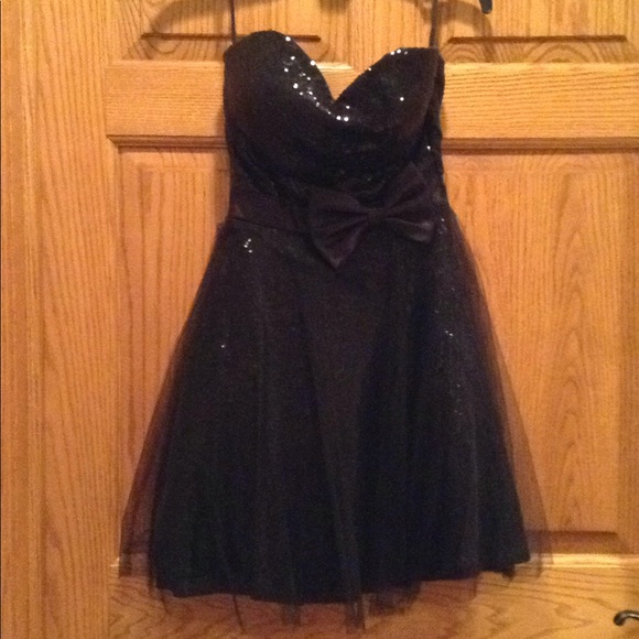 Jovani Dresses & Skirts - LAST CHANCE Jovani Short Black Sequin Dress